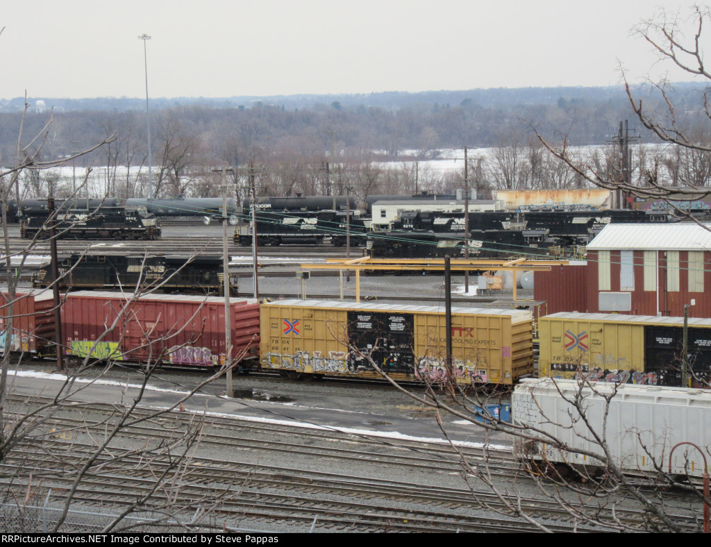 Norfolk Southern's Enola diesel shop